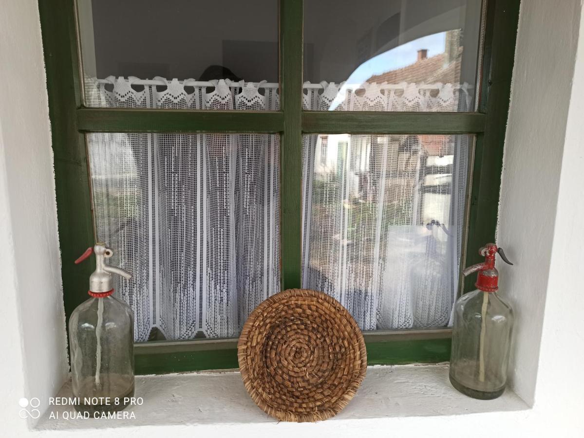 Fuszeres Porta Mihalyfa Exterior foto