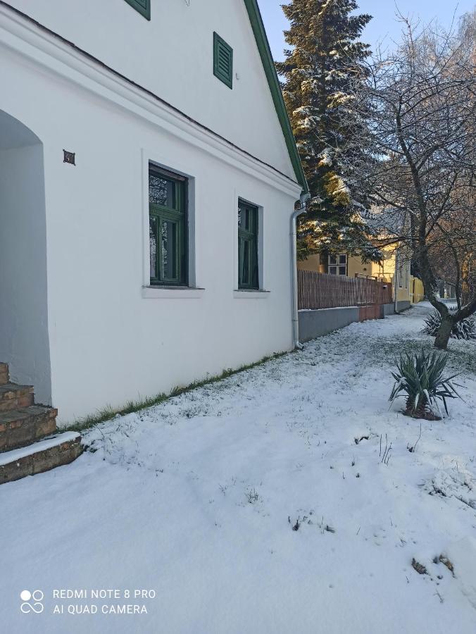 Fuszeres Porta Mihalyfa Exterior foto